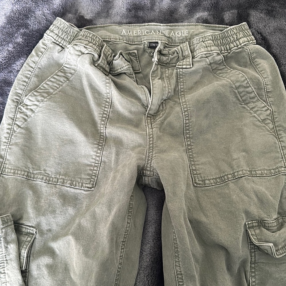 American Eagle Cargo Pants